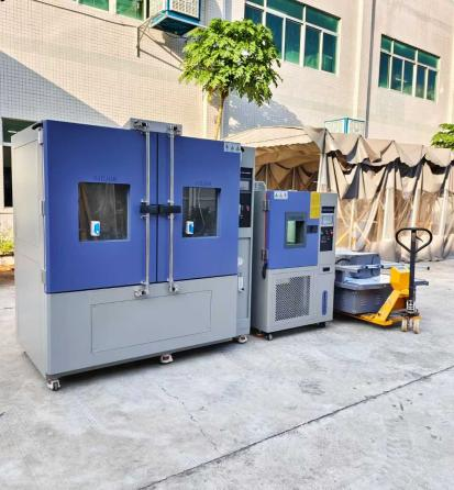 小型恒溫恒濕試驗箱發(fā)貨哈爾濱客戶公司